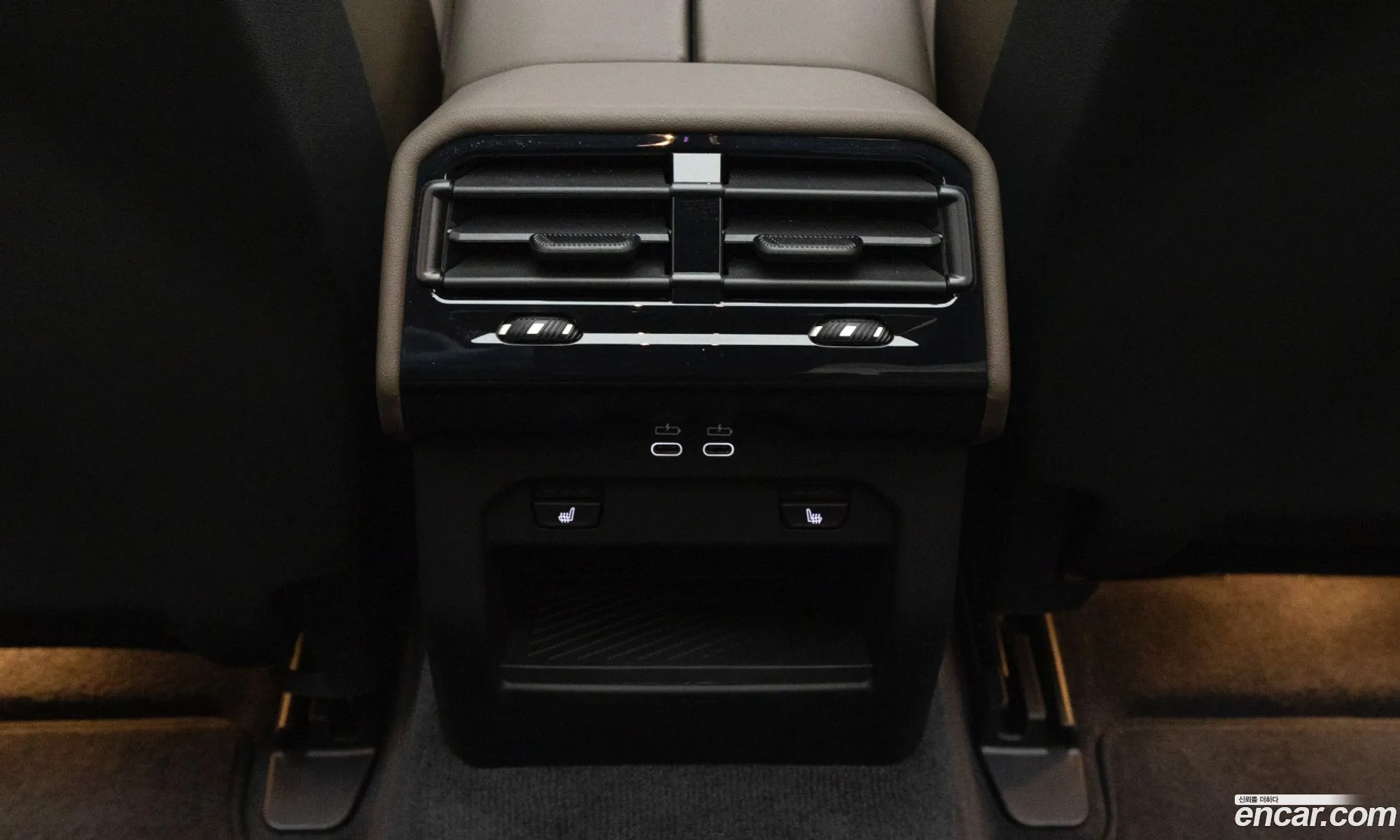 BMW 5 Series 2025 — 11