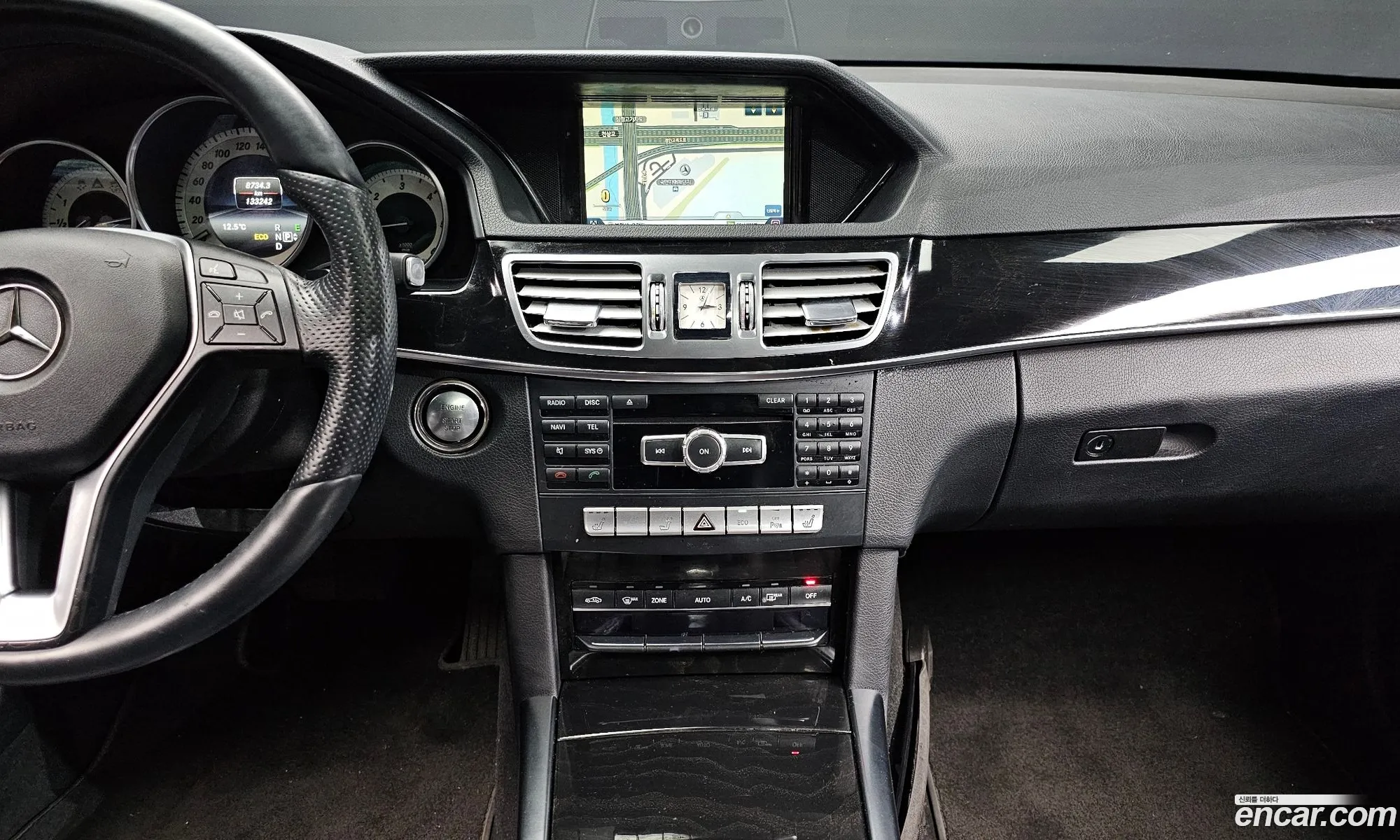 Mercedes-Benz E-Class W212 2013 WDDHF0CB9EA891153 — 16