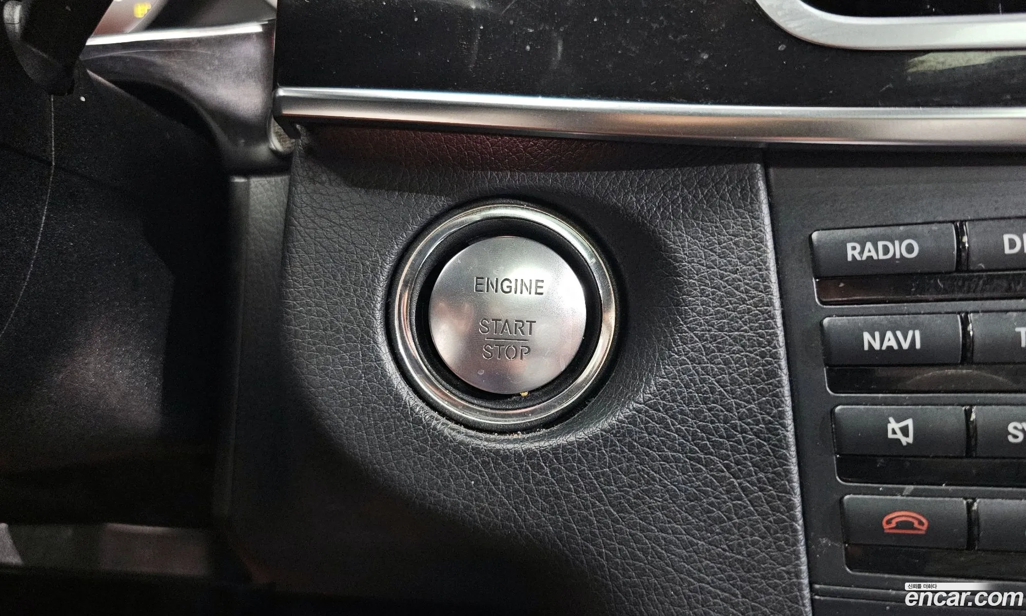 Mercedes-Benz E-Class W212 2013 WDDHF0CB9EA891153 — 13