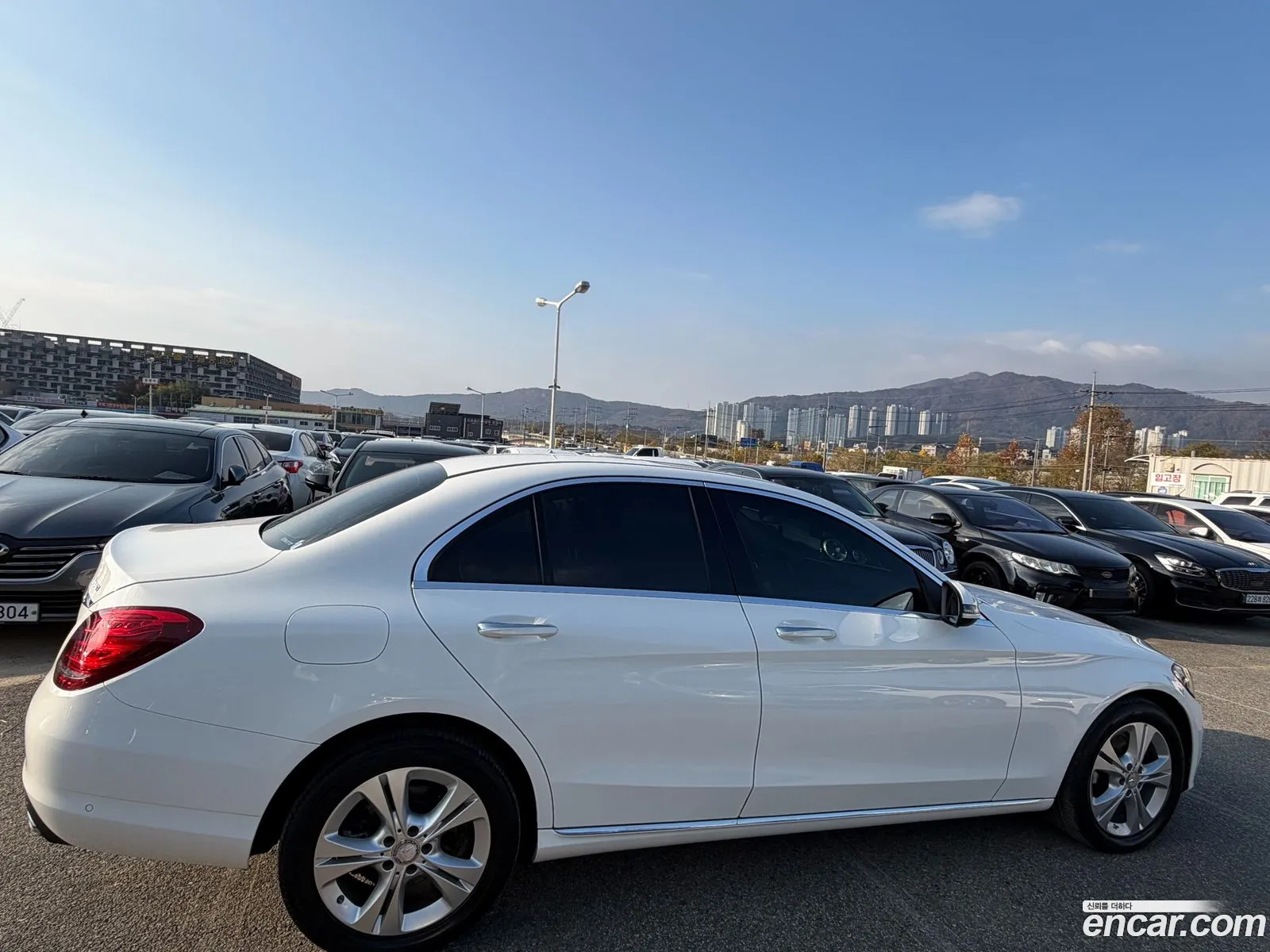 Mercedes-Benz C-Class W205 2015 — 10