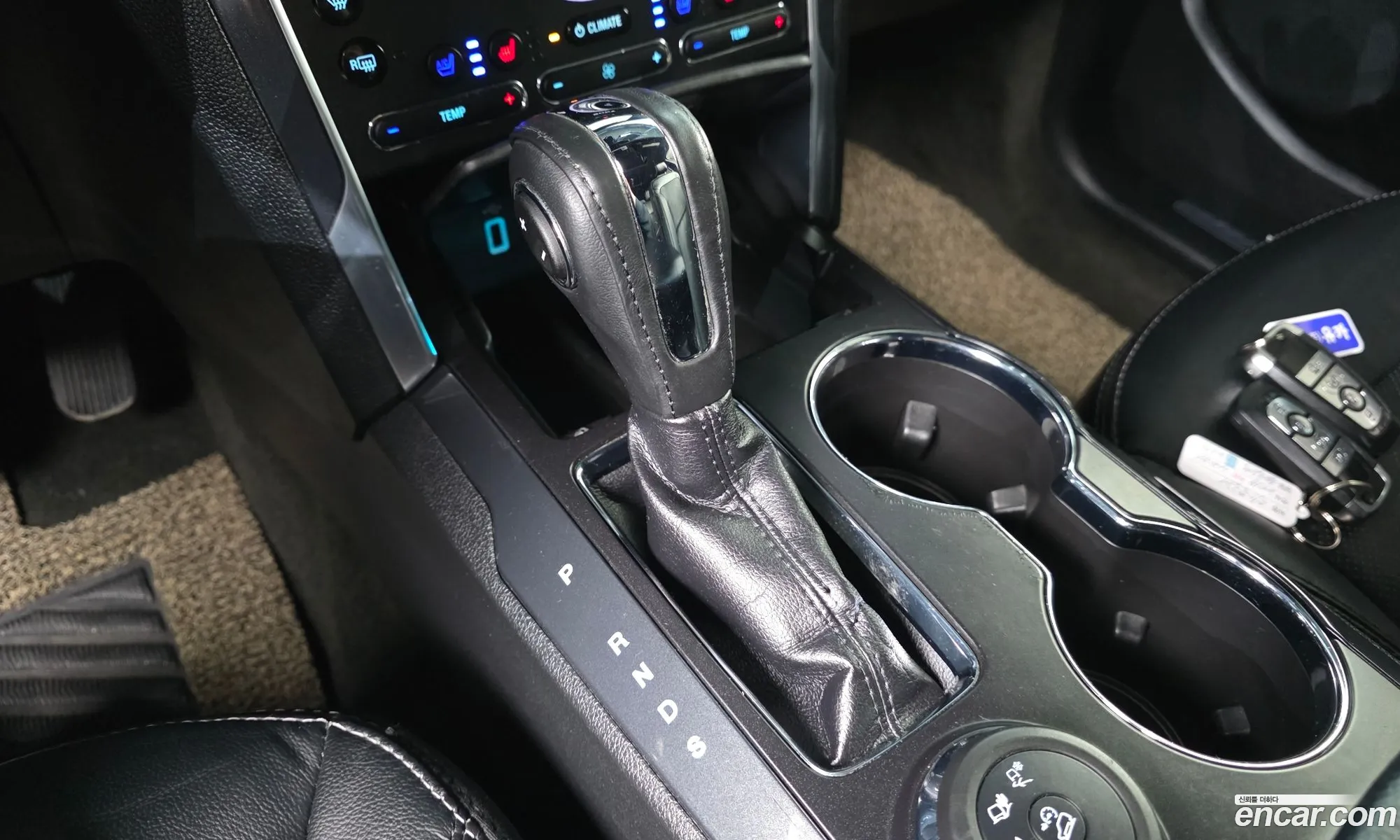 Ford Explorer 2018 1FM5K8FH6JGA09205 — 9