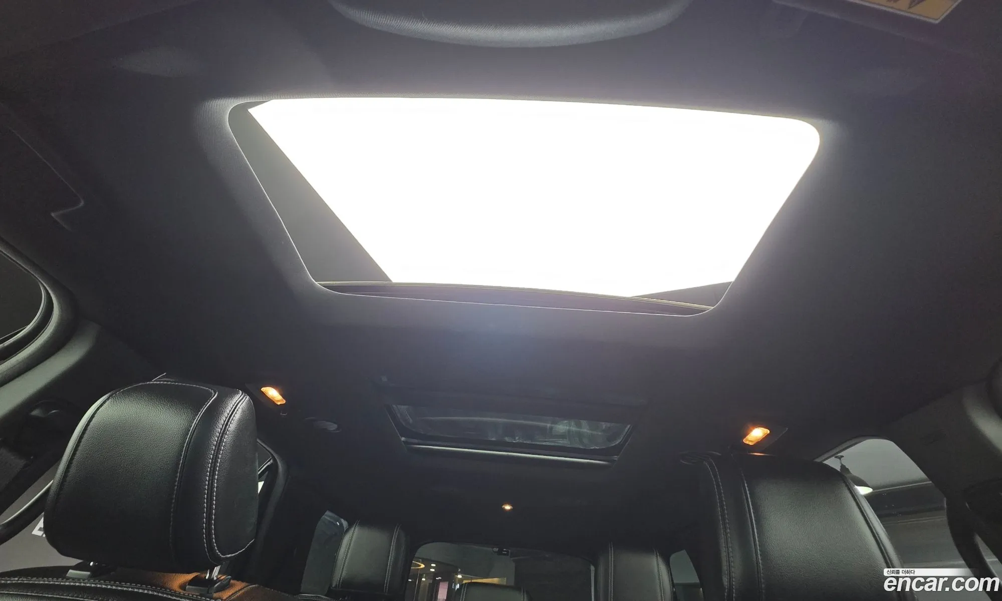 Ford Explorer 2018 1FM5K8FH6JGA09205 — 4