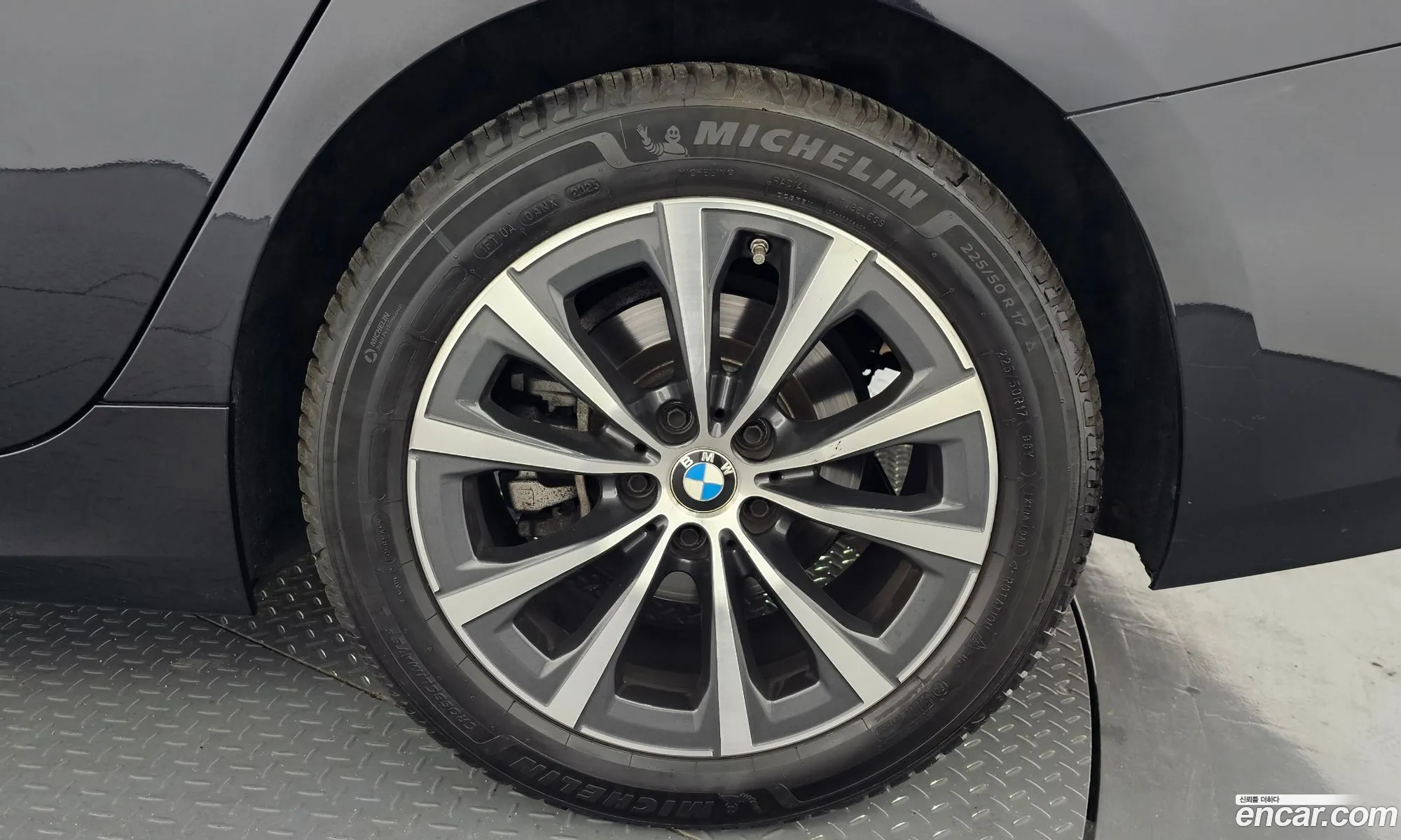 BMW 3 Series 2023 — 23