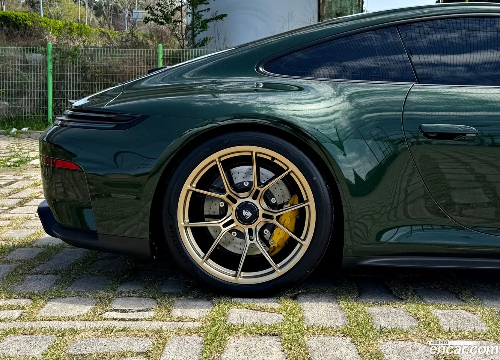 Porsche 911 2026 — 17