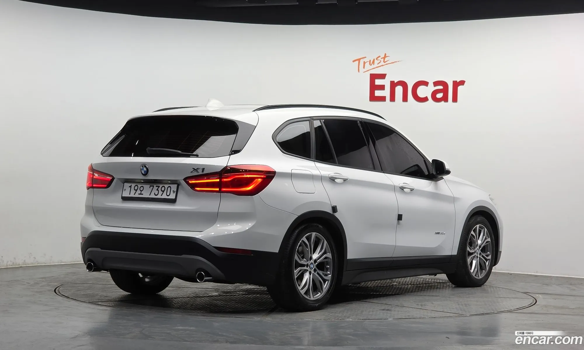 BMW X1 2016 WBAHU3105GP916744 — 6