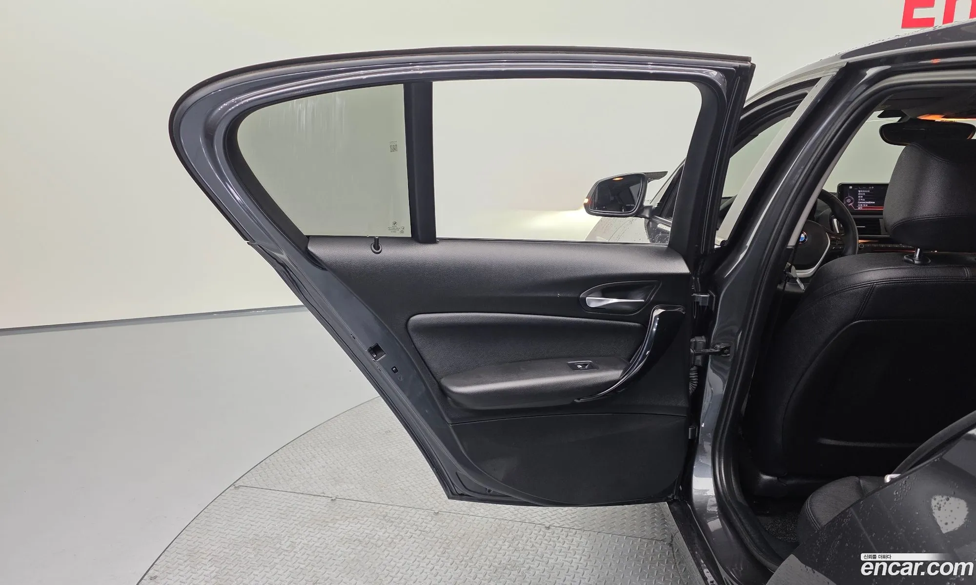 BMW 1 Series 2017 WBA1S5109HV806621 — 25