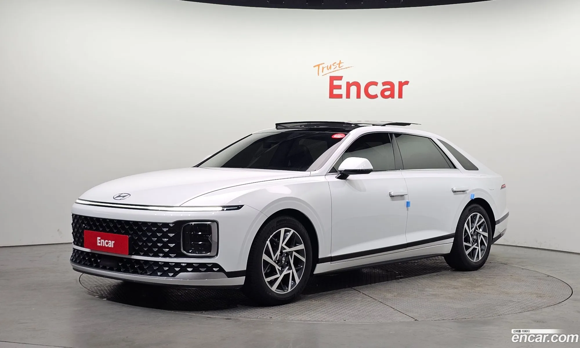 Hyundai Grandeur 2023 — 22