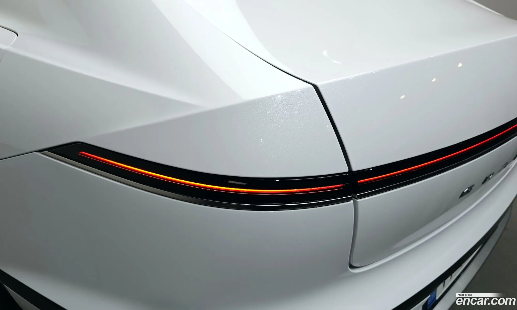 Hyundai Grandeur 2023 — 28