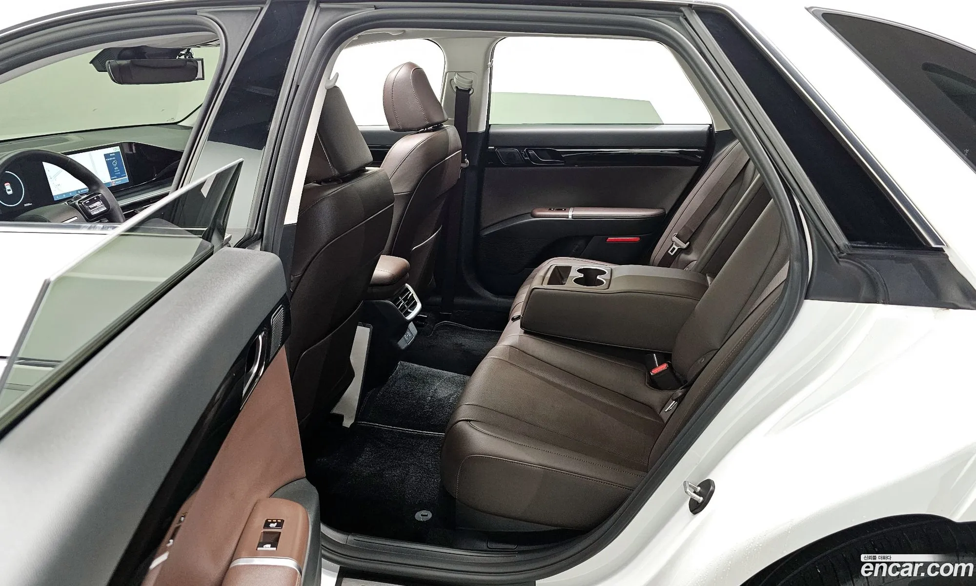 Hyundai Grandeur 2023 — 12