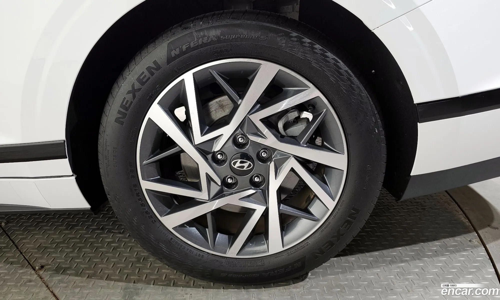 Hyundai Grandeur 2023 — 31