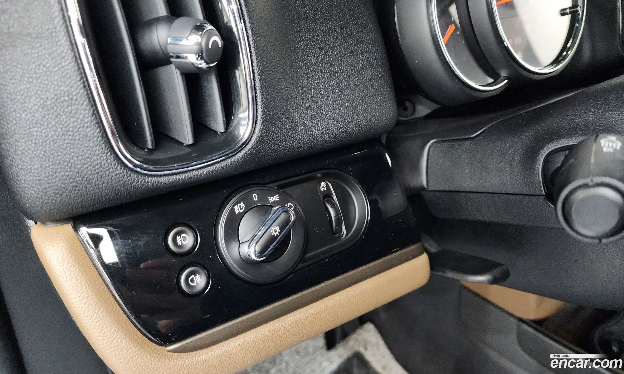 Mini Cooper D Countryman 2017 WMWYU1108J3D17861 — 28