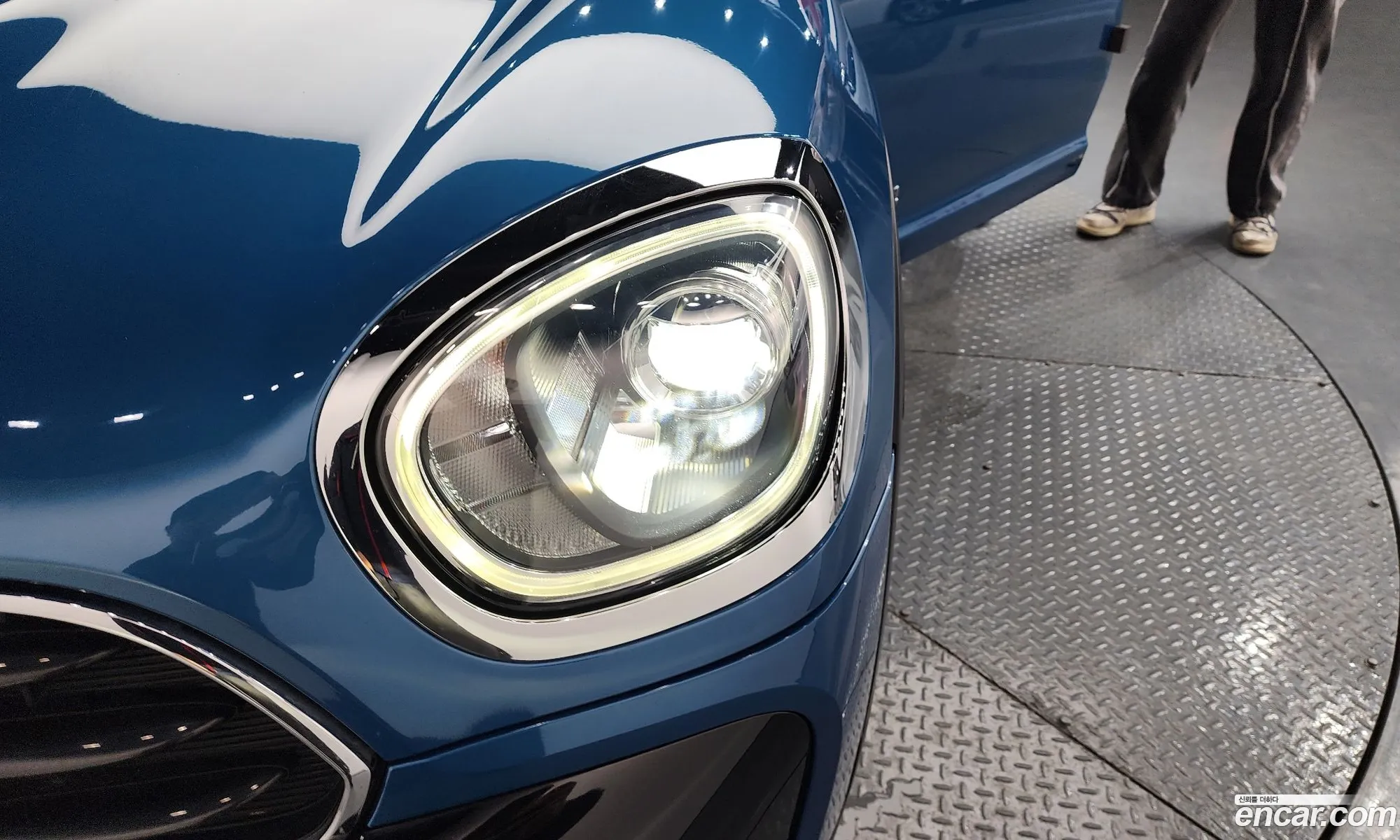 Mini Cooper D Countryman 2017 WMWYU1108J3D17861 — 37