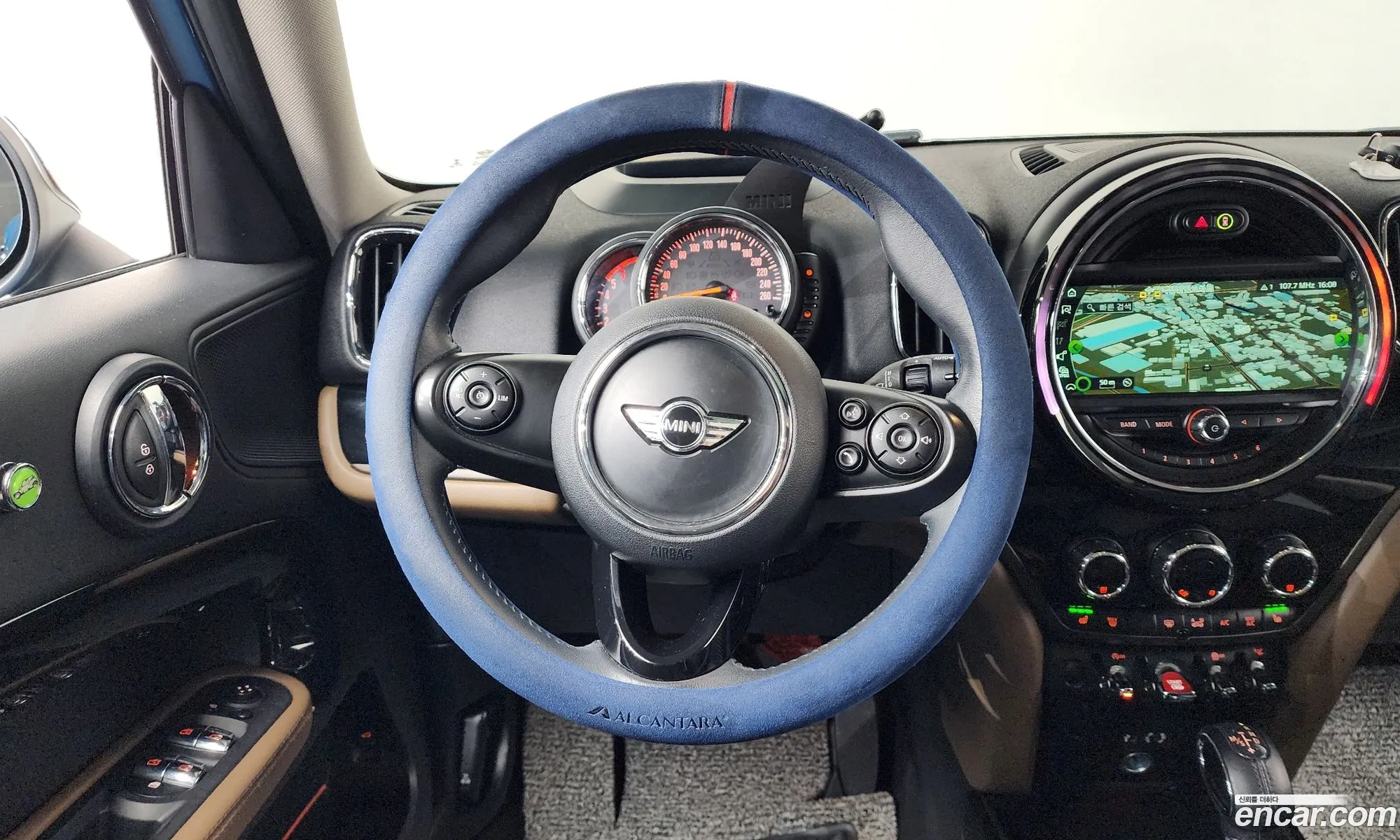 Mini Cooper D Countryman 2017 WMWYU1108J3D17861 — 19