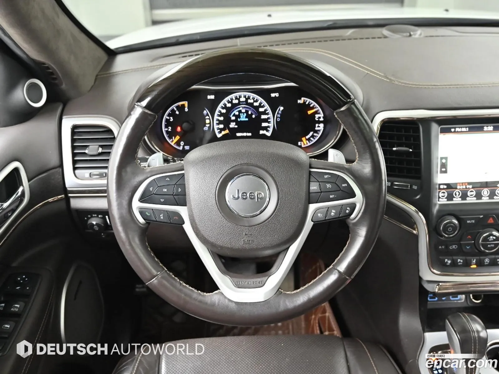 Jeep Grand Cherokee 2018 — 10