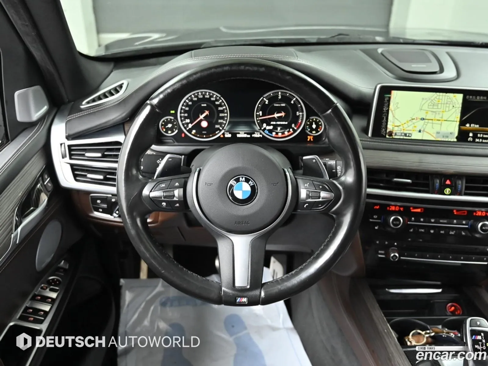 BMW X5 2016 — 16
