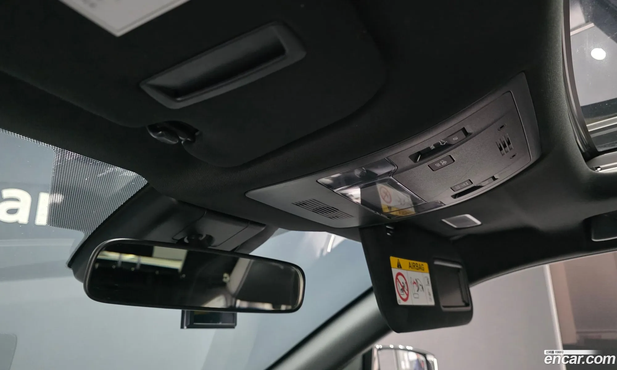 Lexus UX250h 2020 JTHP6JBH5L2060983 — 12
