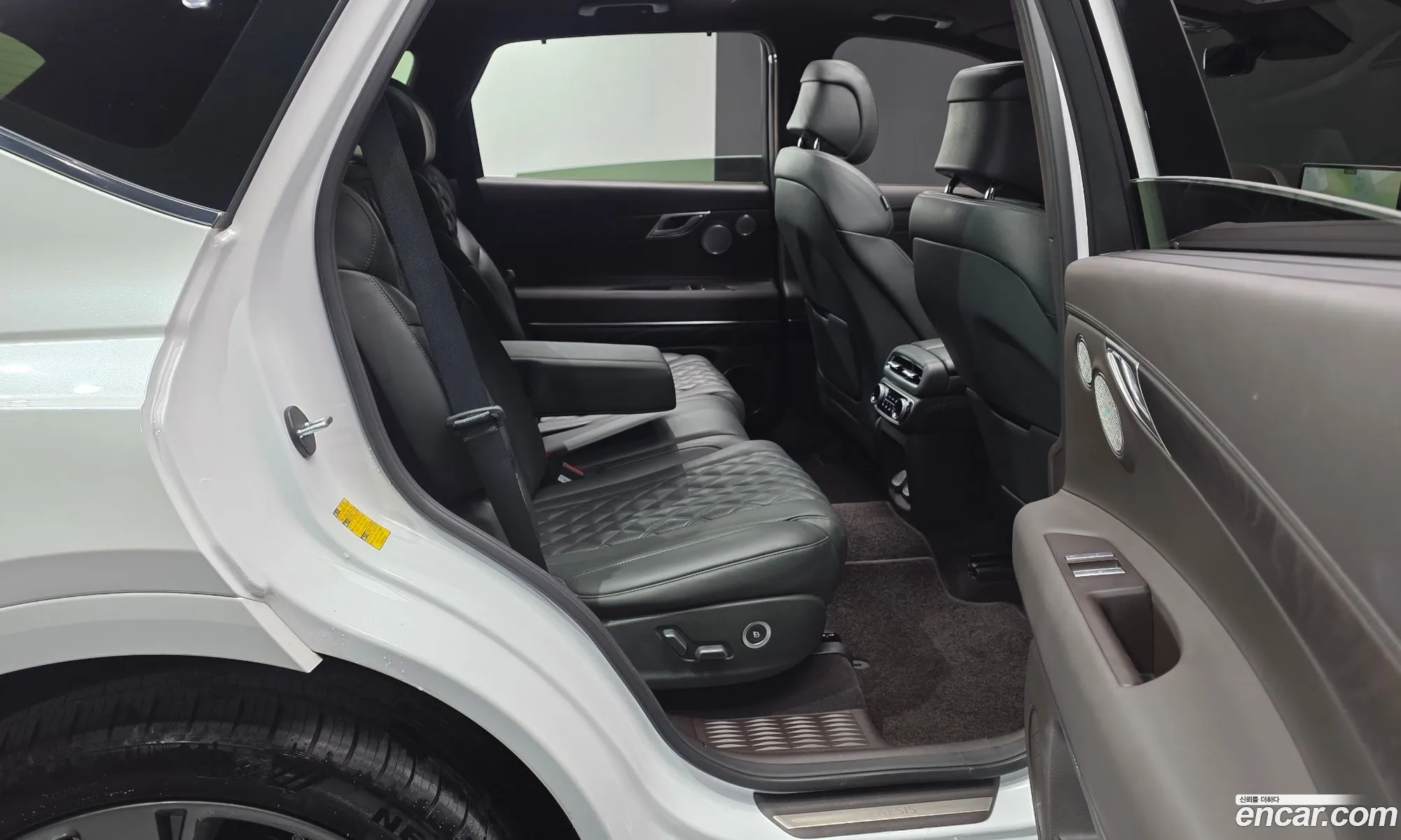 Genesis GV80 2020 — 14