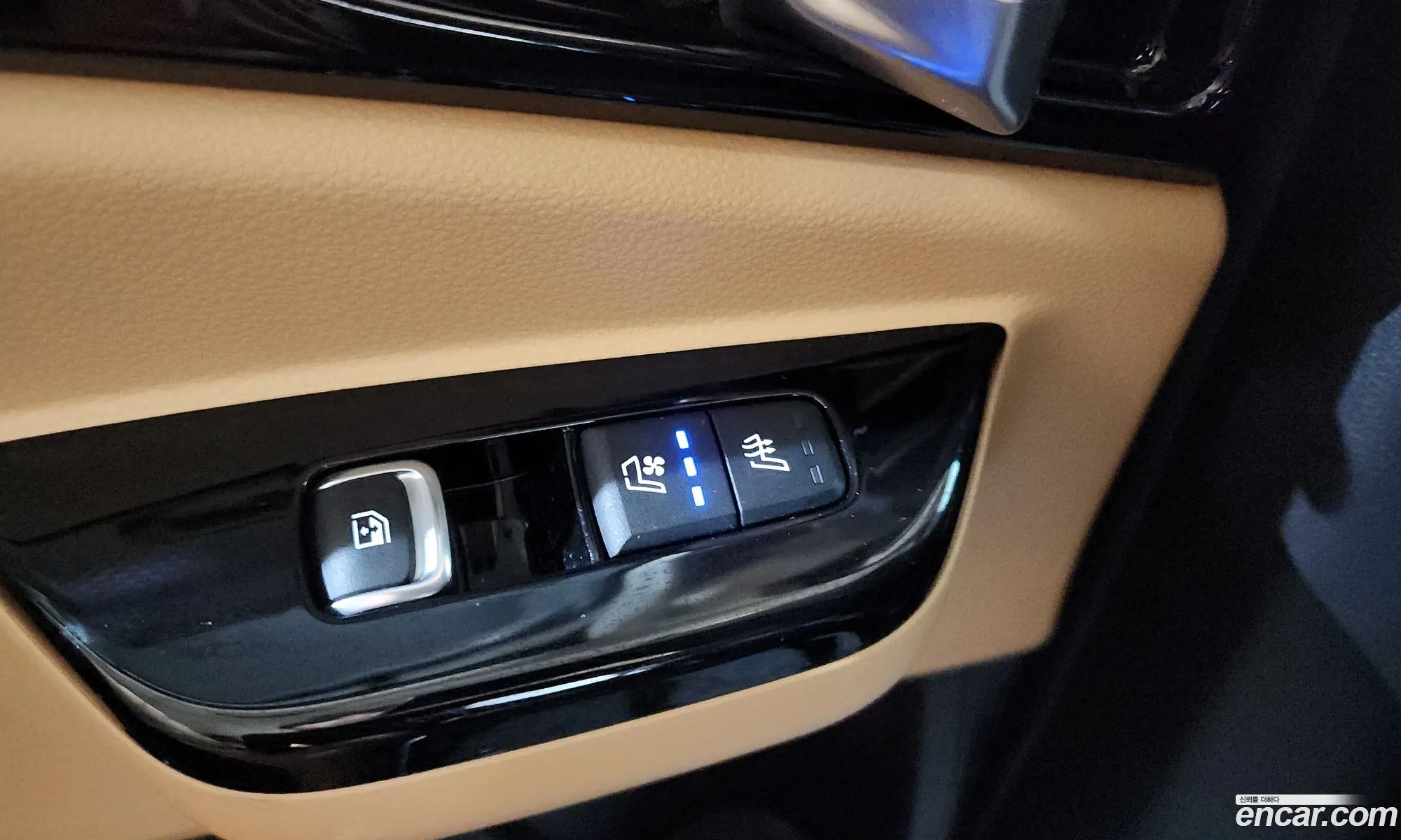 Kia Carnival 2022 — 23