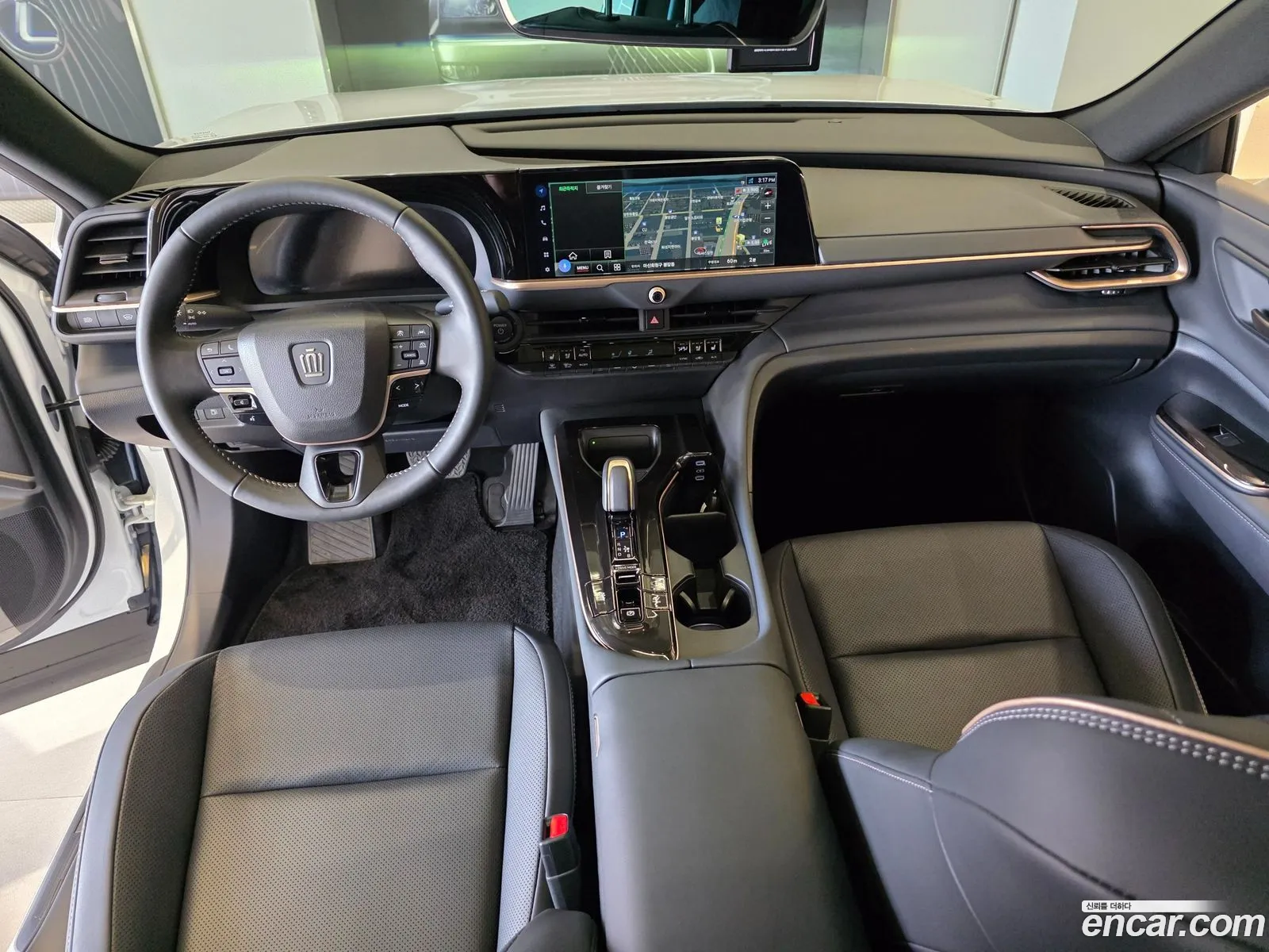 Toyota Crown Crossover 2025 — 8