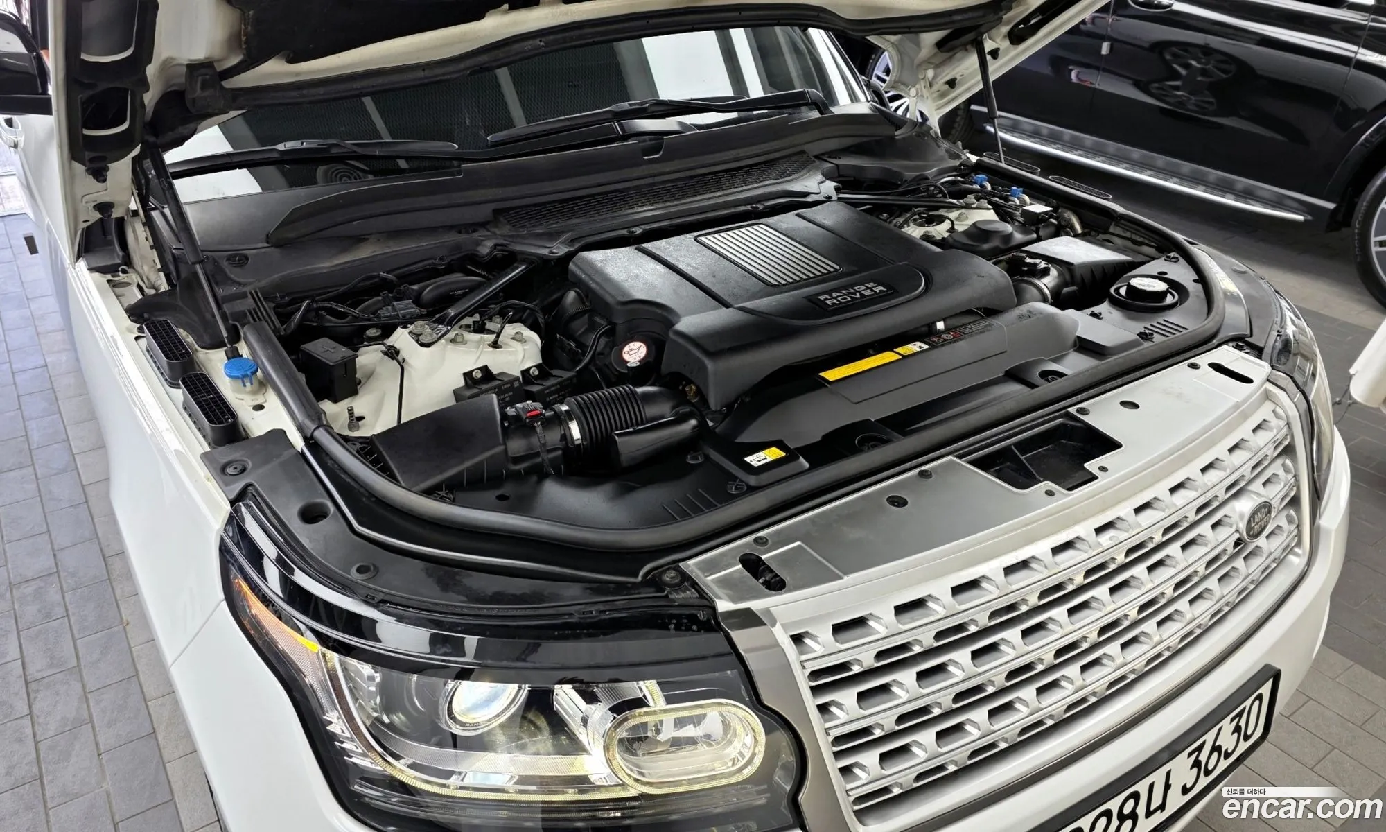 Land Rover Range Rover 2016 SALGA2JF7GA292155 — 9