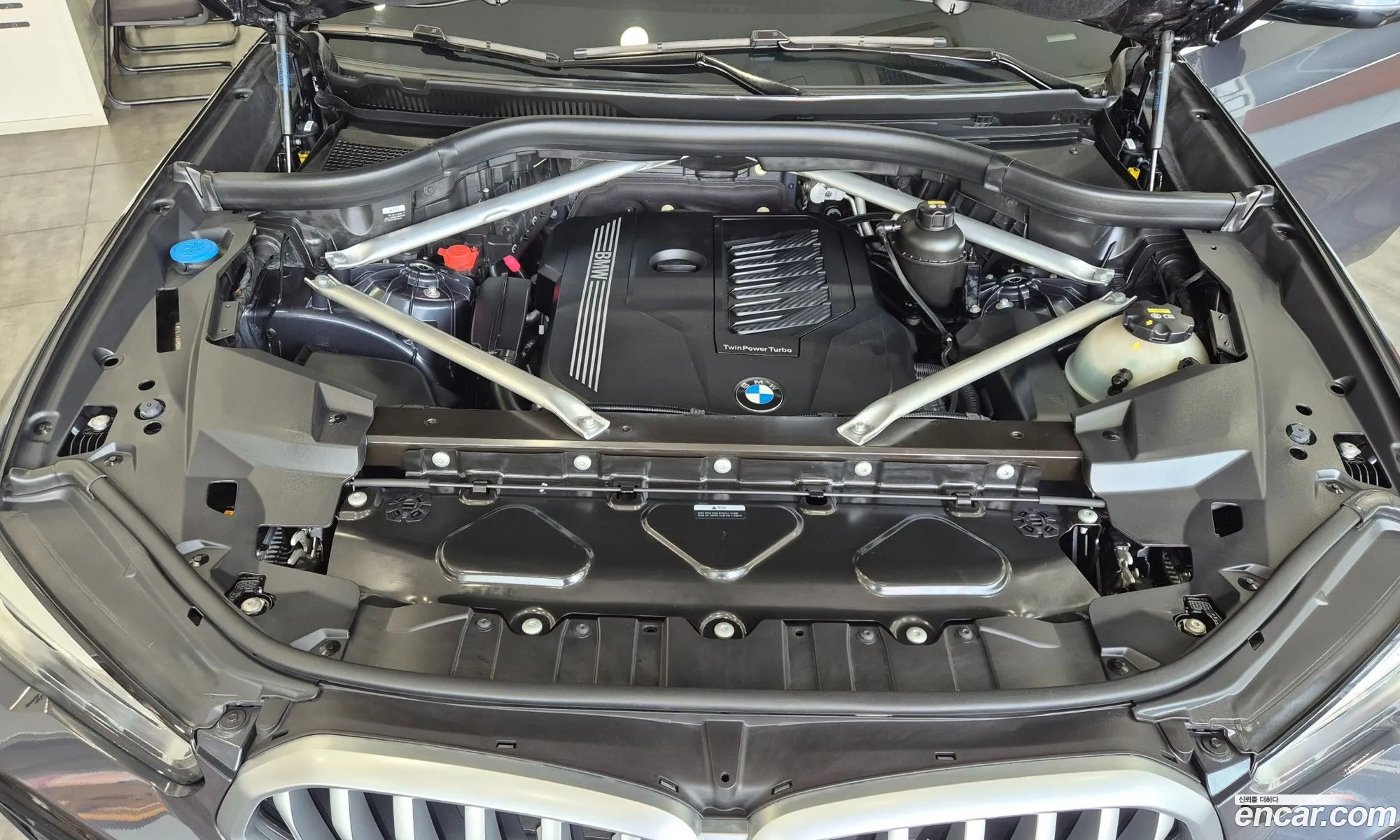 BMW X6 2021 — 2