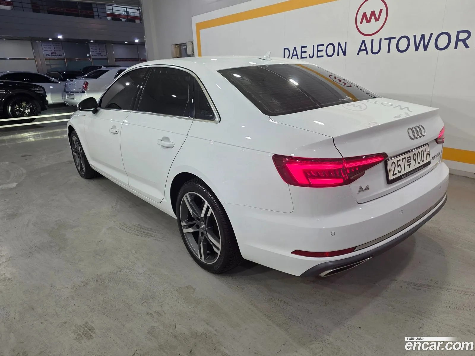 Audi A4 2019 — 8