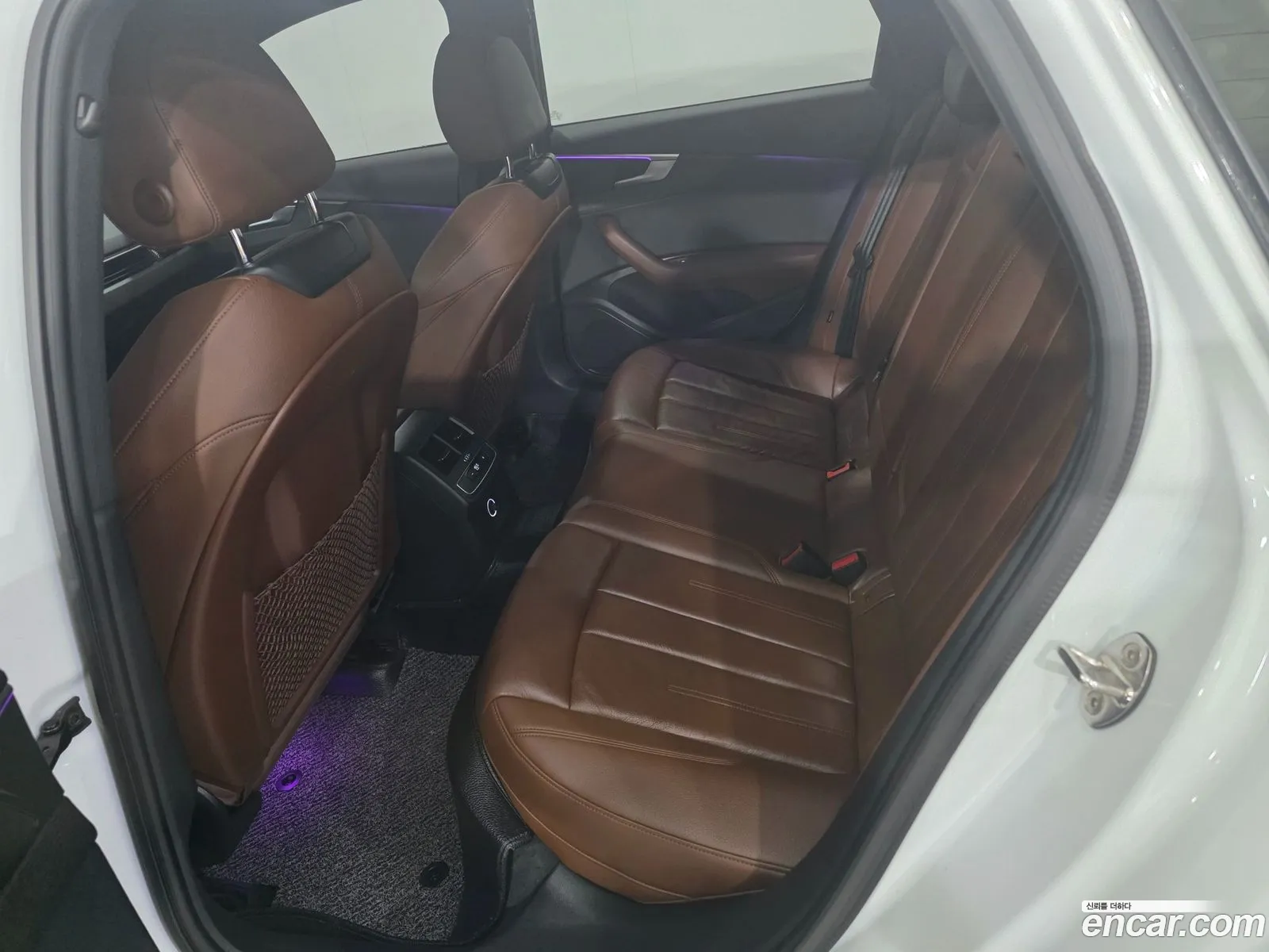 Audi A4 2019 — 12