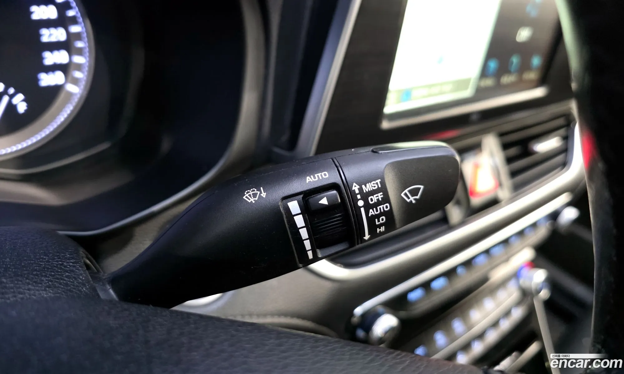 Hyundai Grandeur IG 2018 — 14