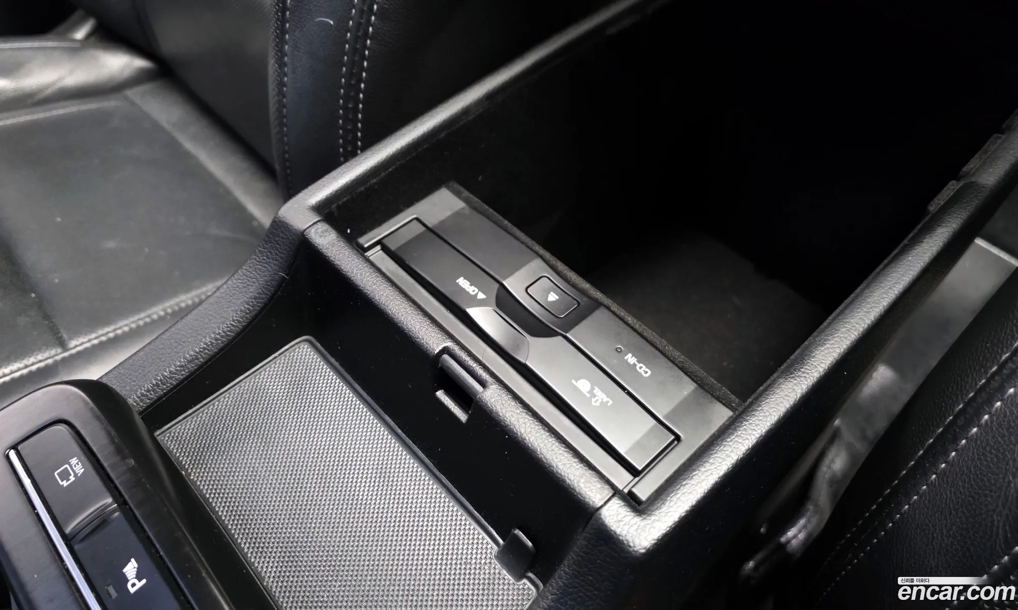 Hyundai Grandeur IG 2018 — 25