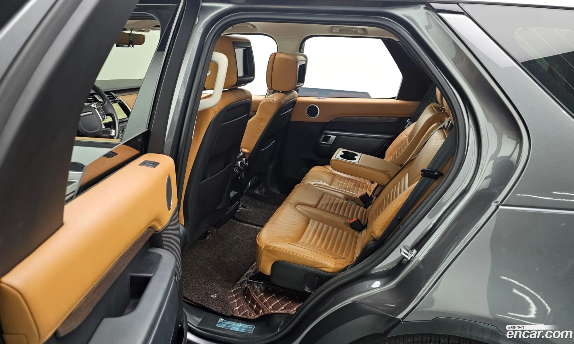 Land Rover Discovery 5 2017 SALRA2BK7HA036992 — 25
