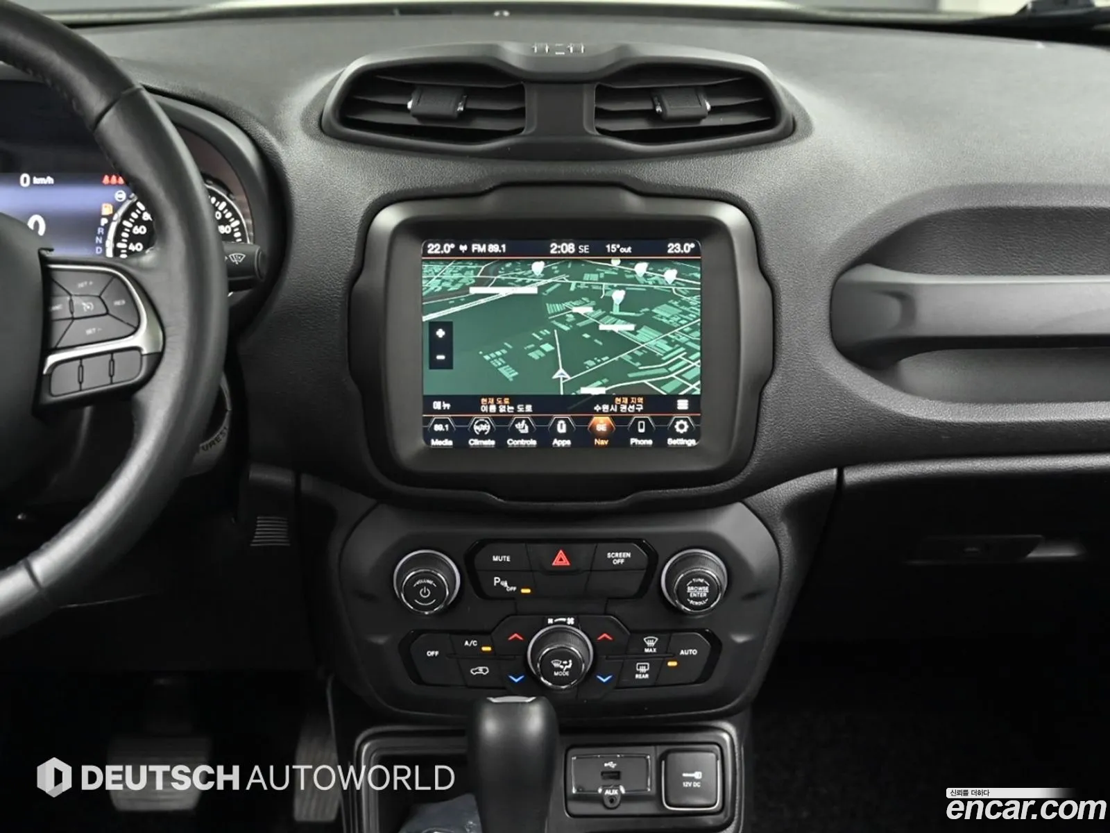 Jeep Renegade 2020 — 20
