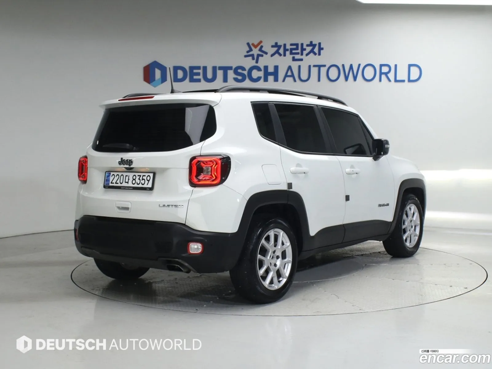 Jeep Renegade 2020 — 16