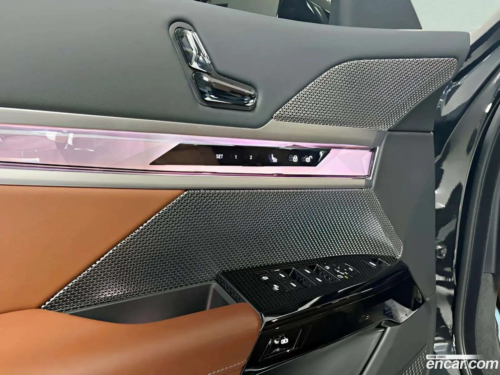 BMW i7 2024 — 16