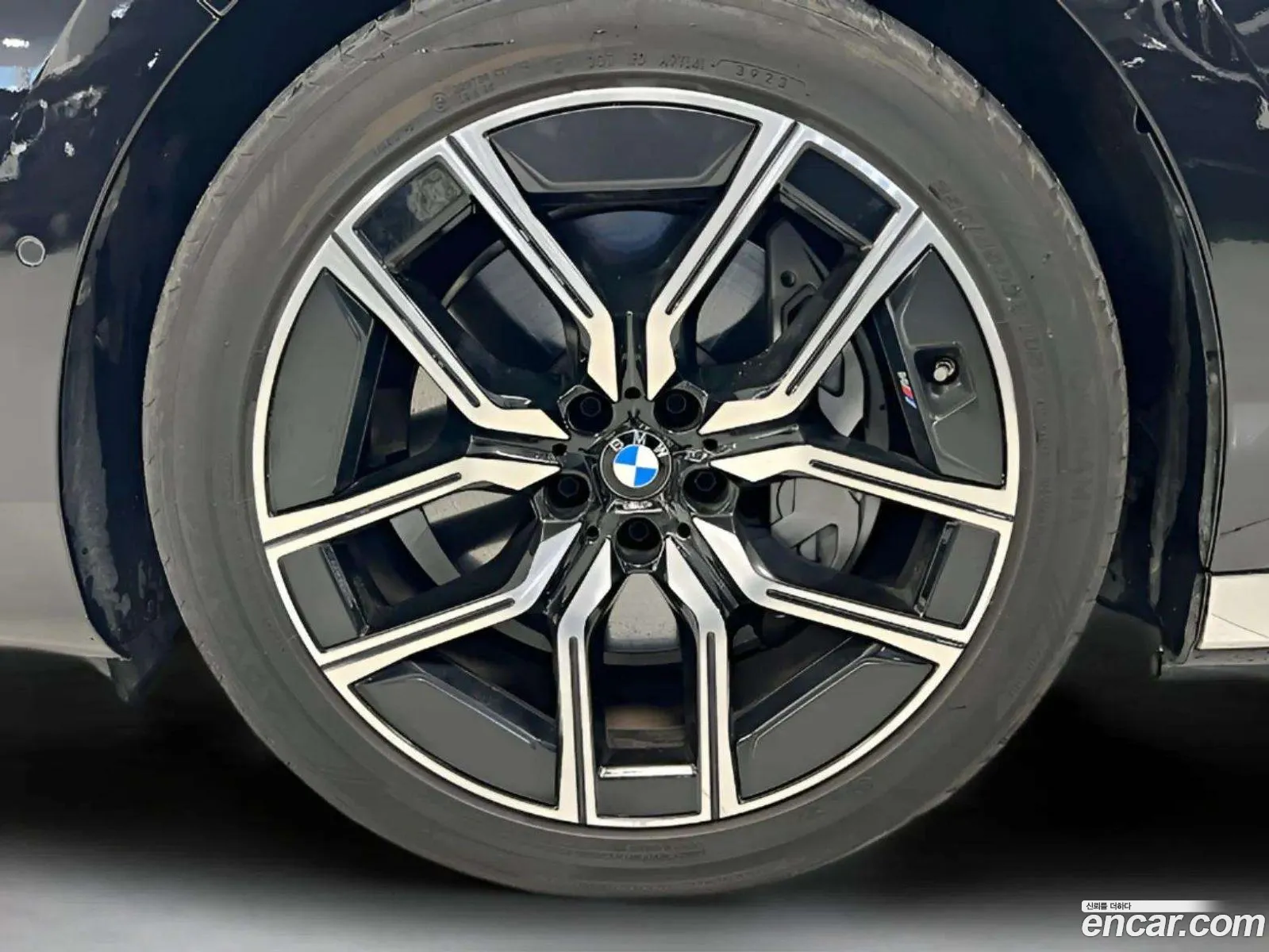 BMW i7 2024 — 3