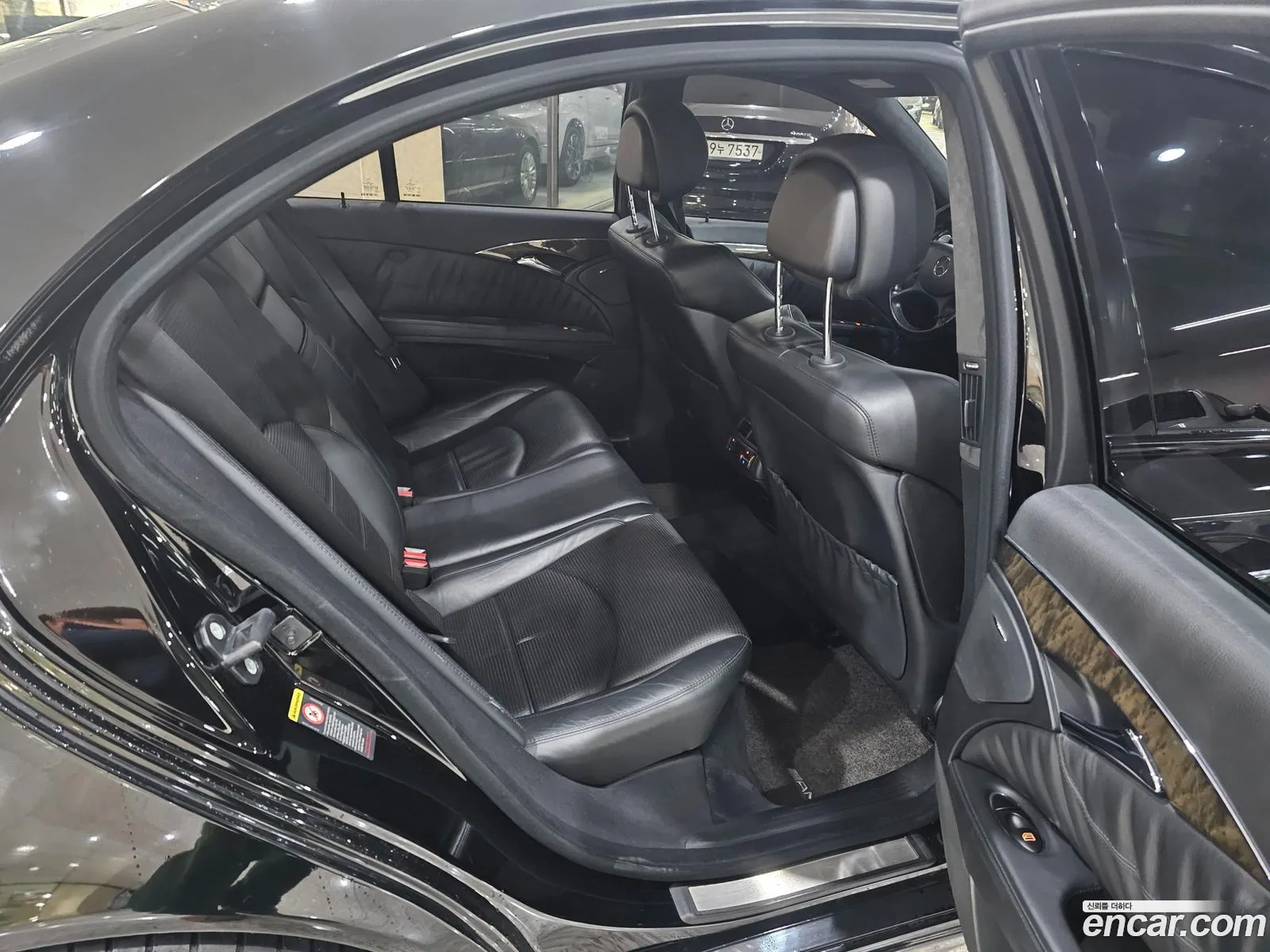 Mercedes-Benz E-Class W211 2007 — 9
