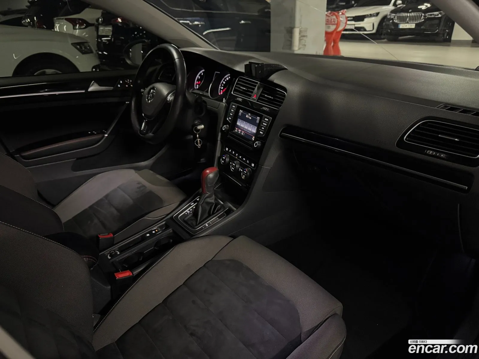 Volkswagen Golf 7th Gen 2014 — 3