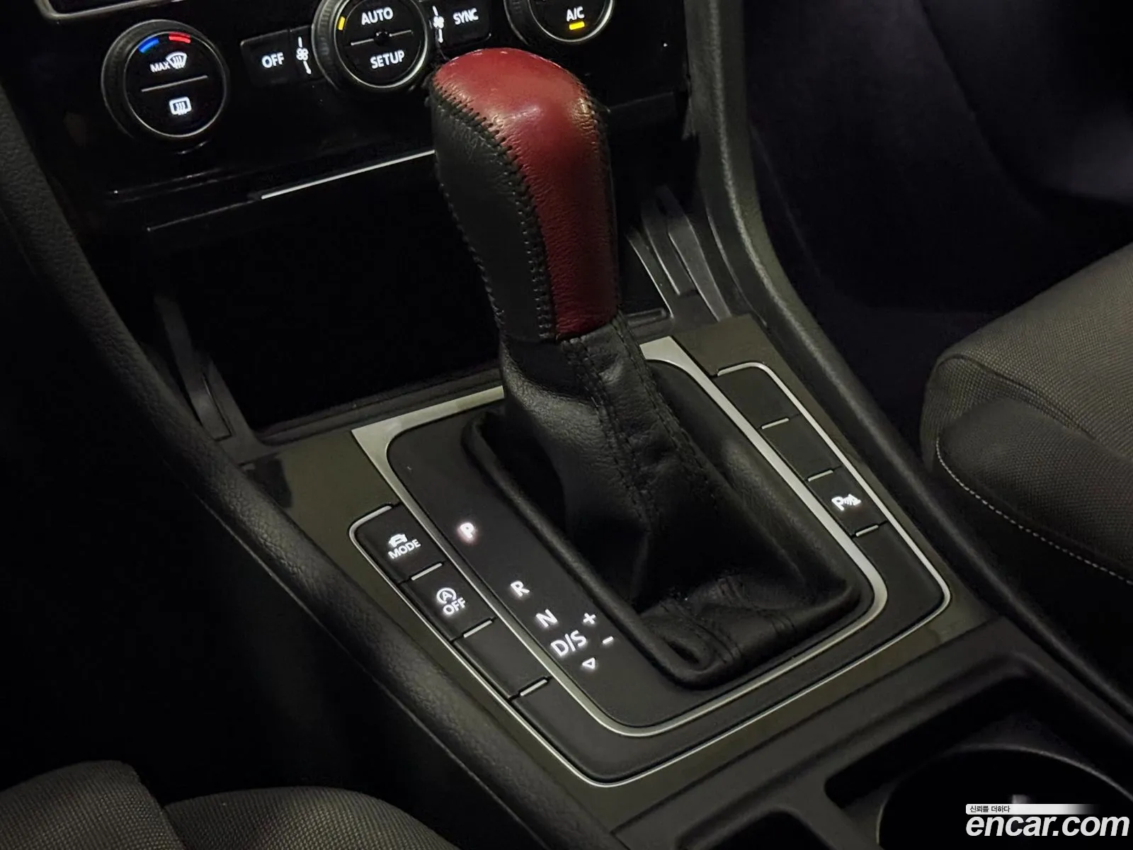 Volkswagen Golf 7th Gen 2014 — 14