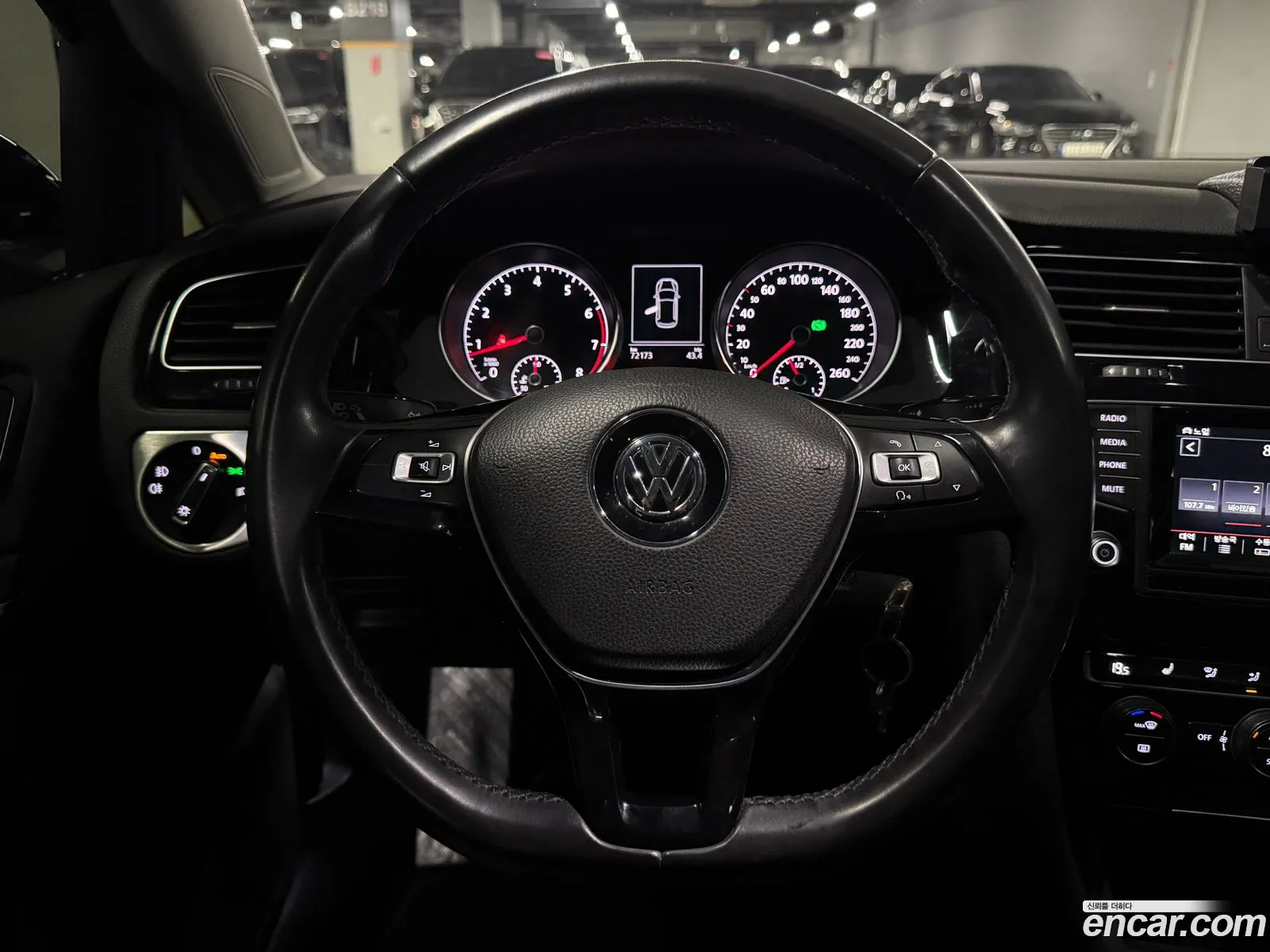 Volkswagen Golf 7th Gen 2014 — 13