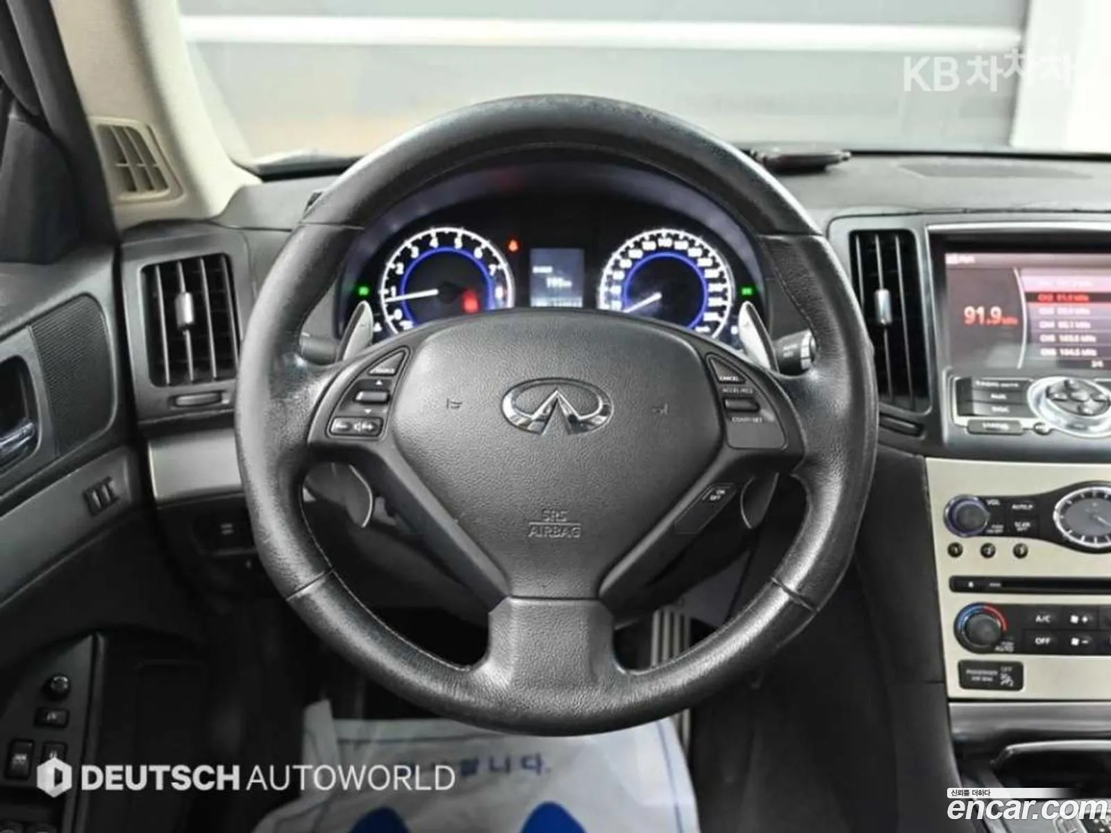 Infiniti G37 2010 — 12