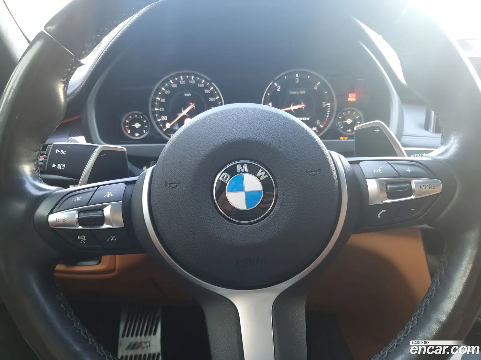 BMW X6 2017 — 16