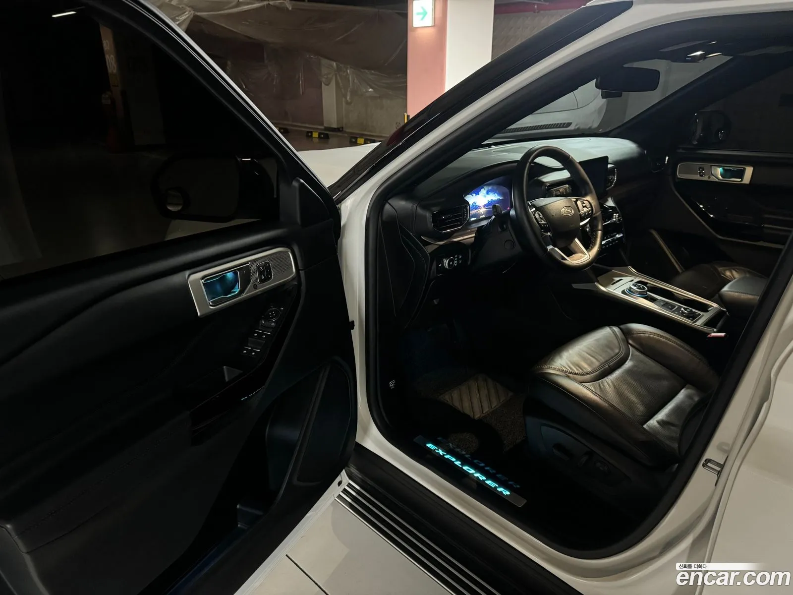 Ford Explorer 6th Gen 2022 — 12