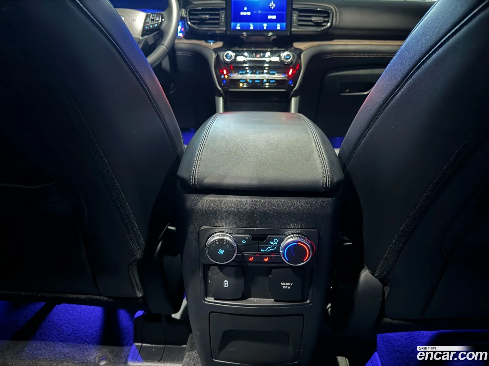 Ford Explorer 6th Gen 2022 — 2