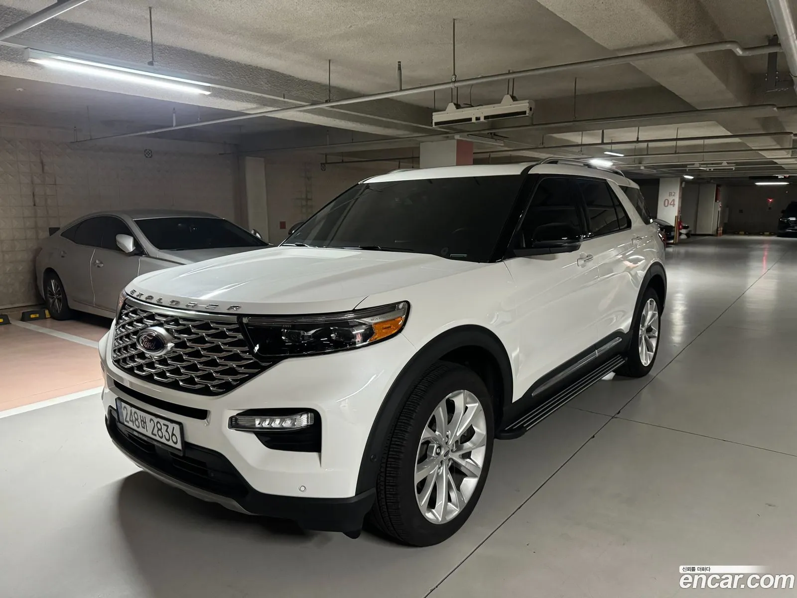 Ford Explorer 6th Gen 2022 — 16