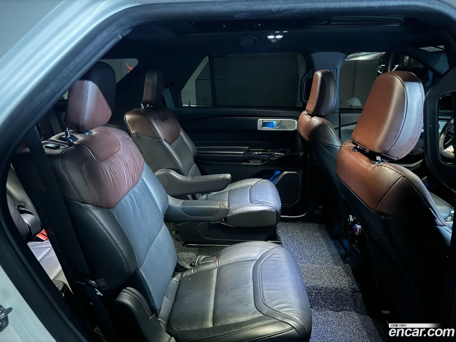 Ford Explorer 6th Gen 2022 — 18
