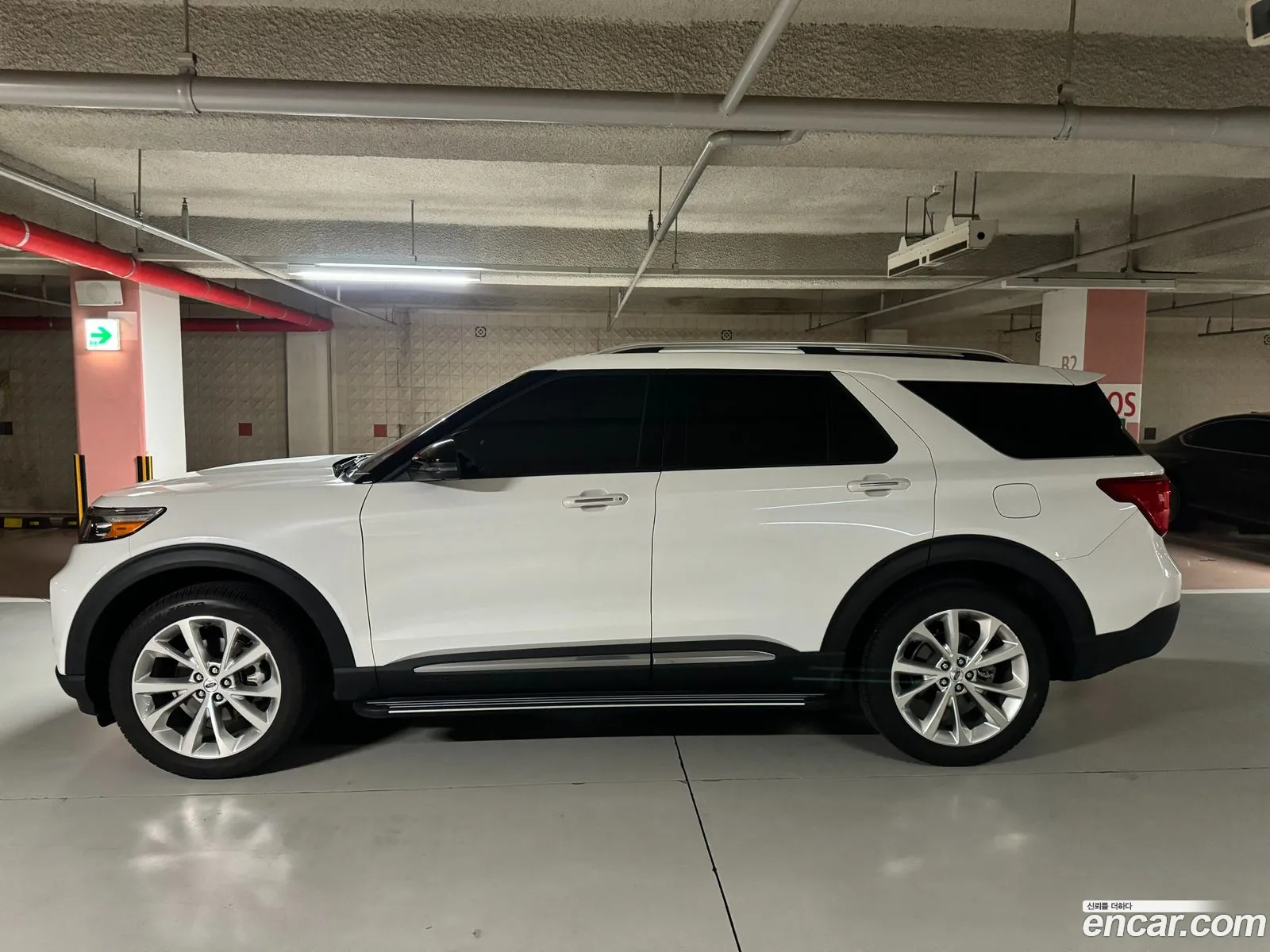Ford Explorer 6th Gen 2022 — 5