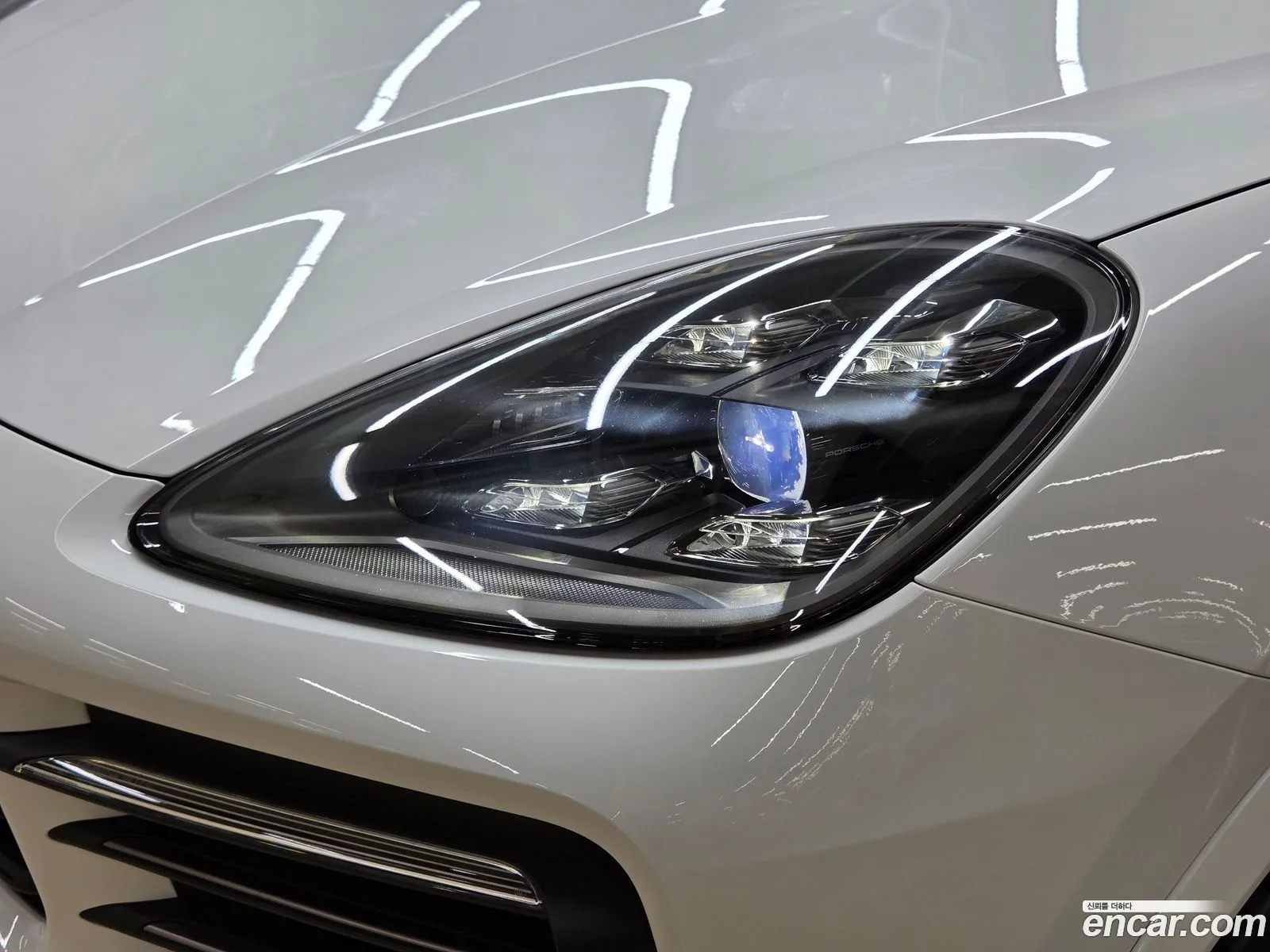 Porsche Cayenne 2022 — 3
