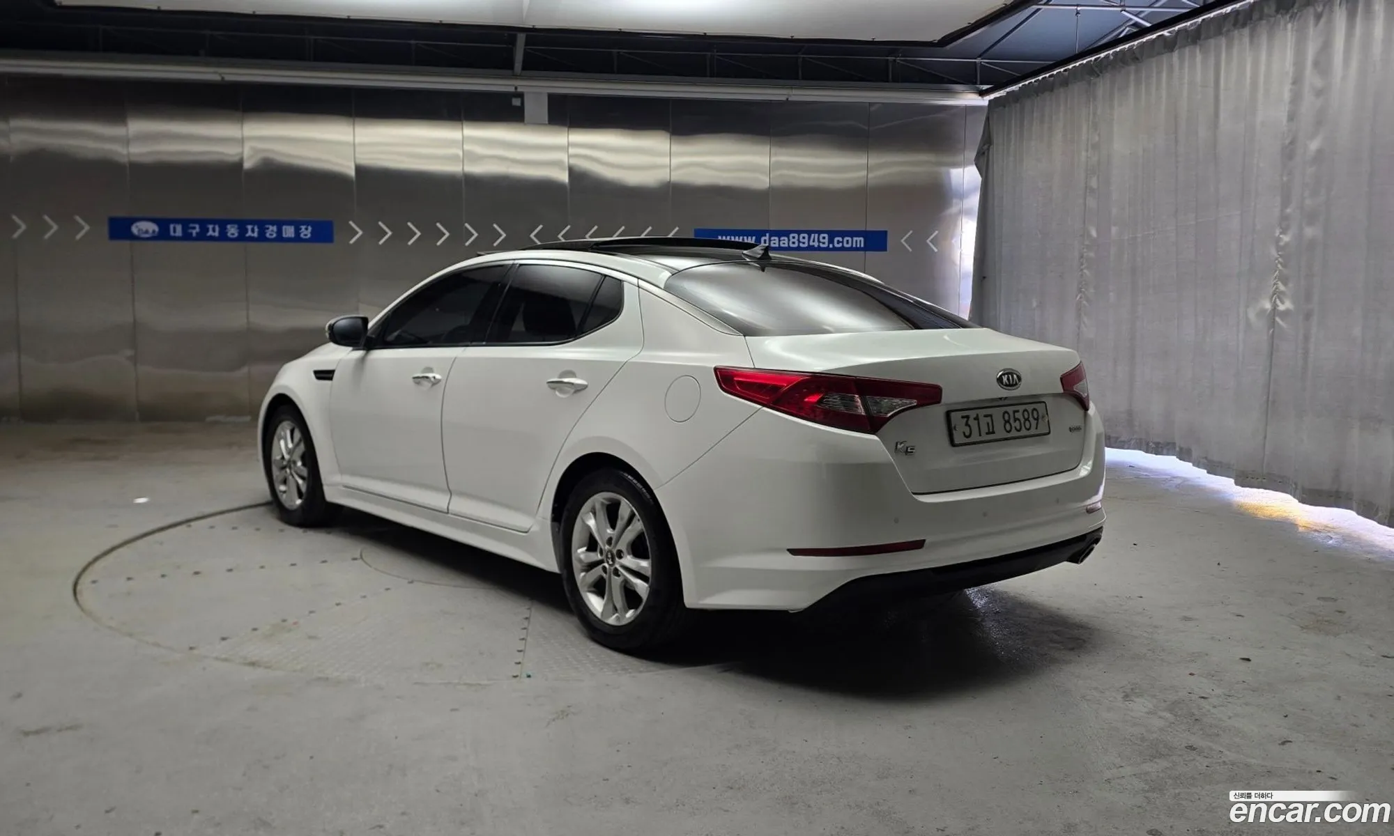 Kia K5 2012 — 17