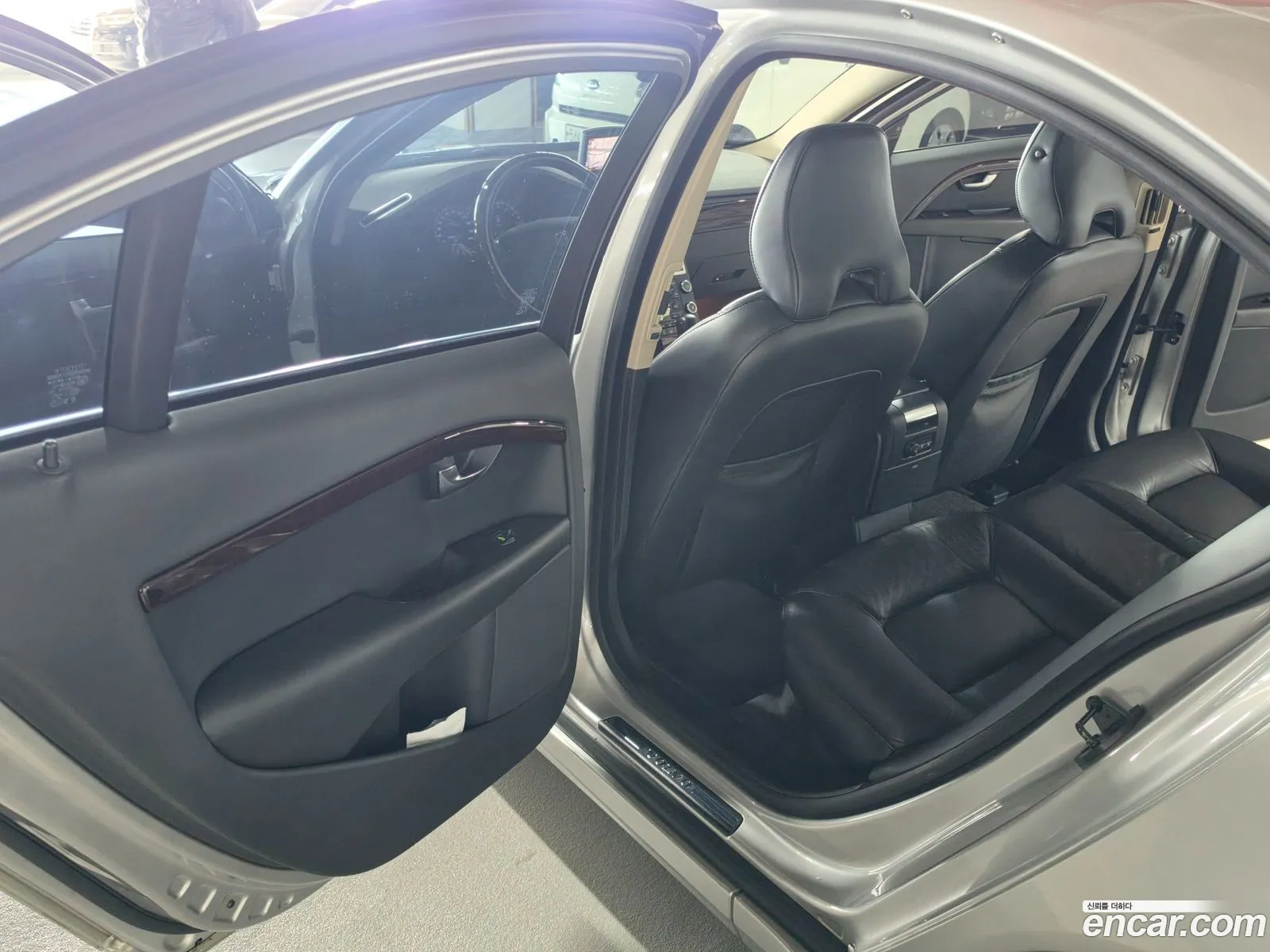 Volvo S80 2008 — 12
