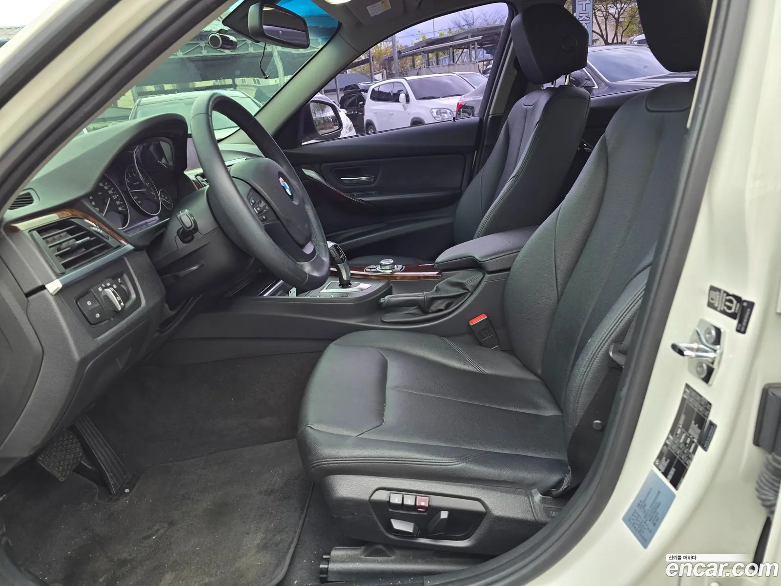 BMW 3 Series 2012 — 13