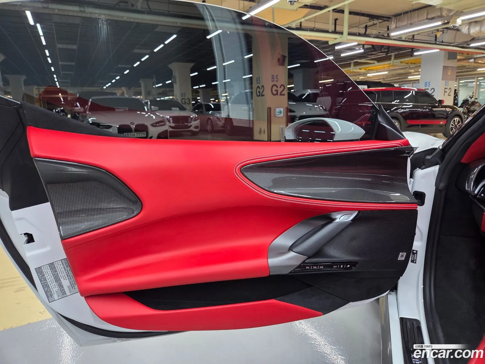 Ferrari SF90 Spider 2023 — 18